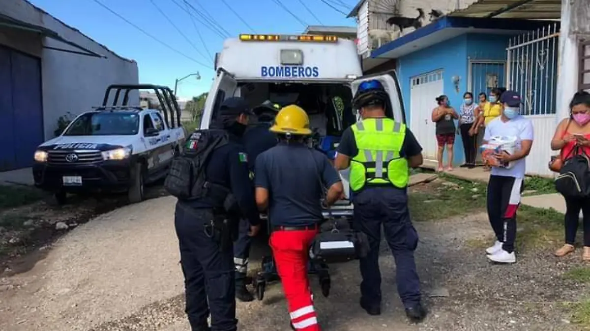 dio a luz en su casa